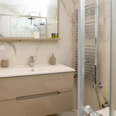 Apartament Mountain Views Diamond - 2br - 15th Floor - Free Parking