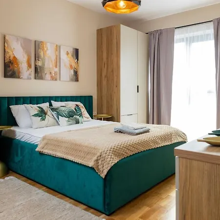 Mountain Views Diamond - 2br - 15th Floor - Free Parking * Skopje