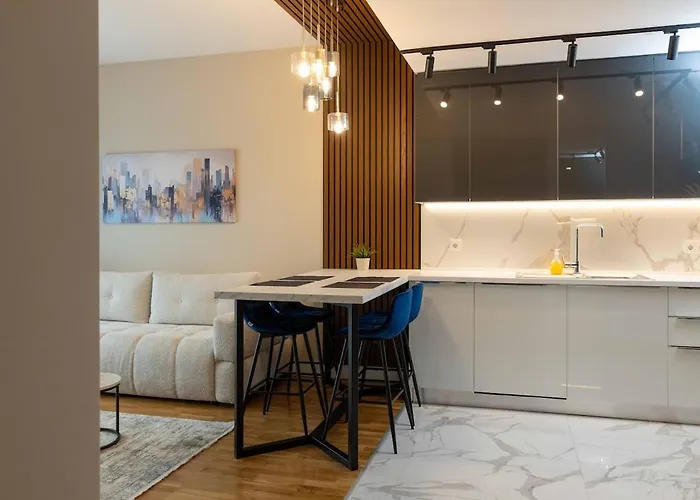 Mountain Views Diamond - 2br - 15th Floor - Free Parking Skopje